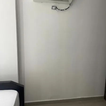 Apartamento Habitacion en Marbella Proxima al Mar Cartagena