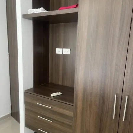 Apartamento Habitacion en Marbella Proxima al Mar